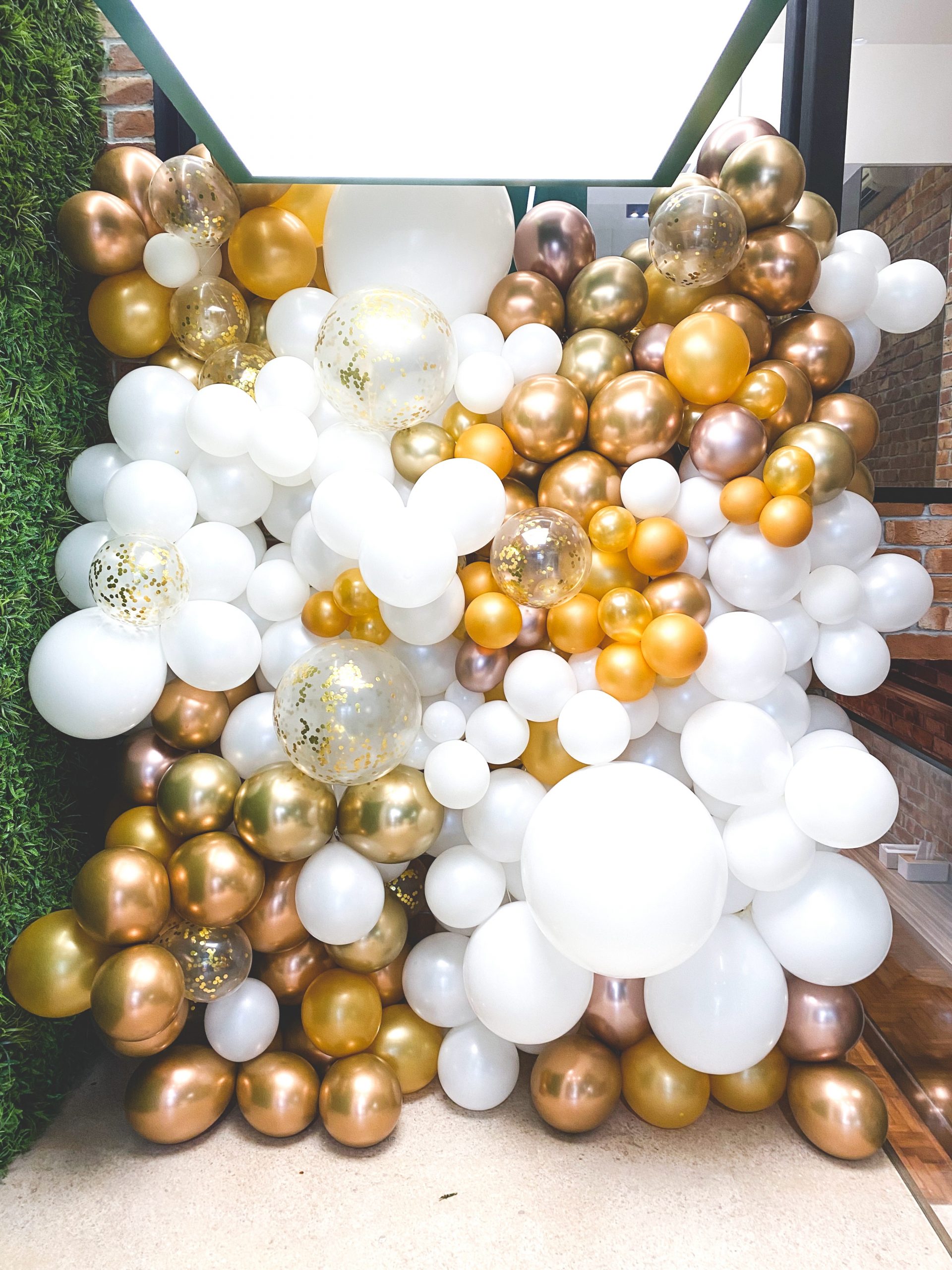 Organic Balloon Wall