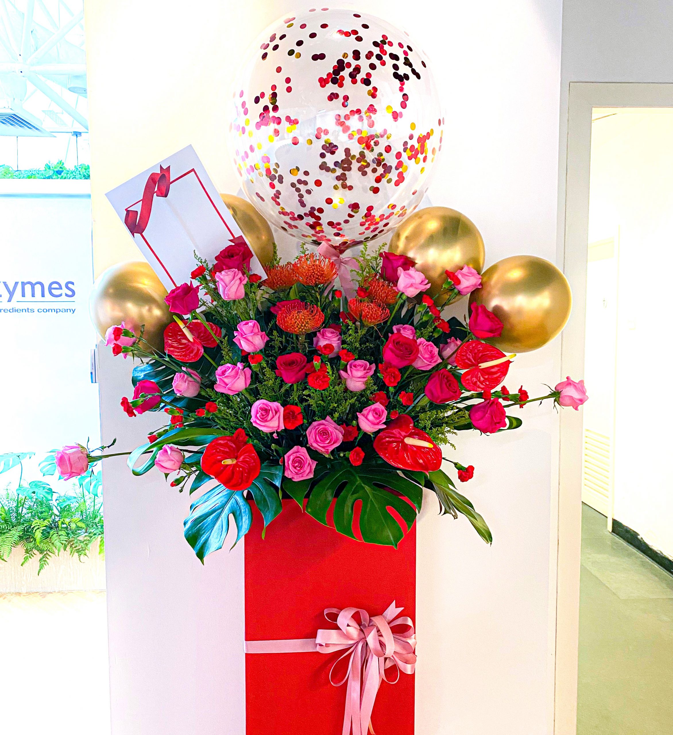 Congratulatory Flower Stand